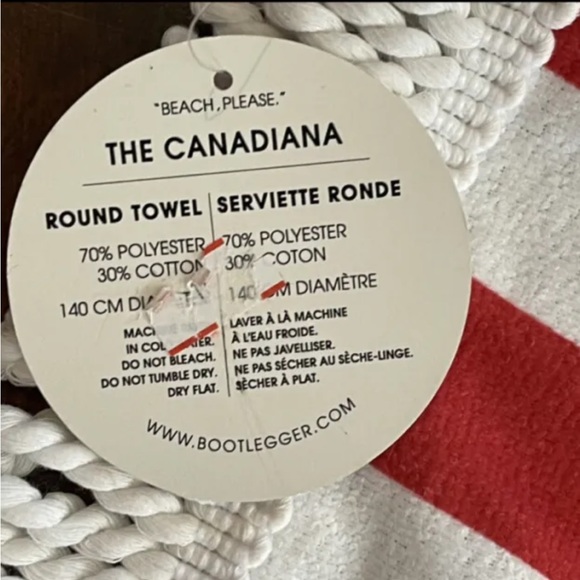 Round Canadiana beach towel with fringe - Picture 5 of 6